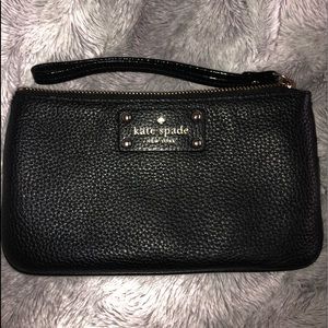 KATE SPADE HAND ZIP BAG